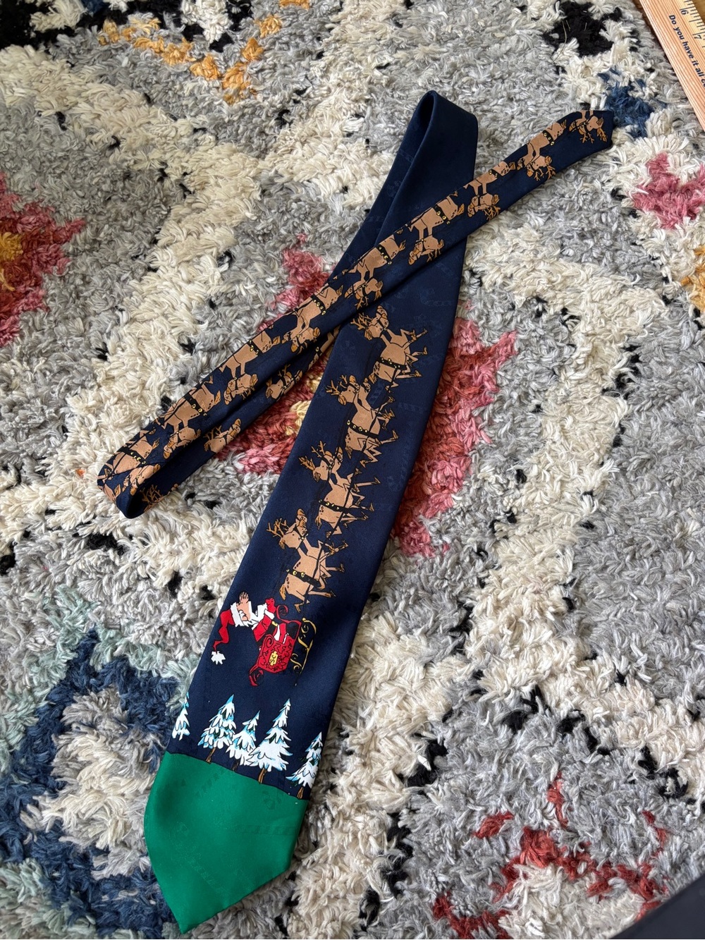 Hallmark yule tide greetings santa reindeer Christmas tie made in usa